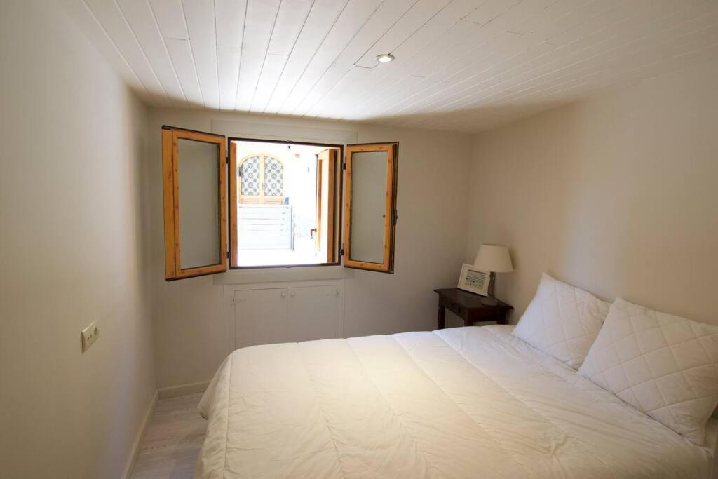 Apartament Central Amb Terrassa Альп Екстер'єр фото