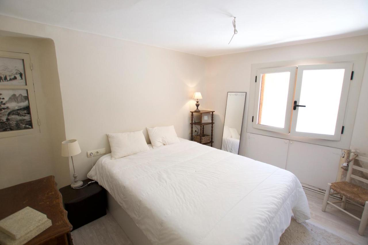 Apartament Central Amb Terrassa Альп Екстер'єр фото